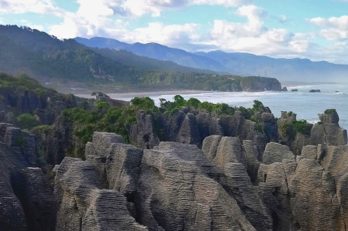 Скалы-блинчики Пунакаики